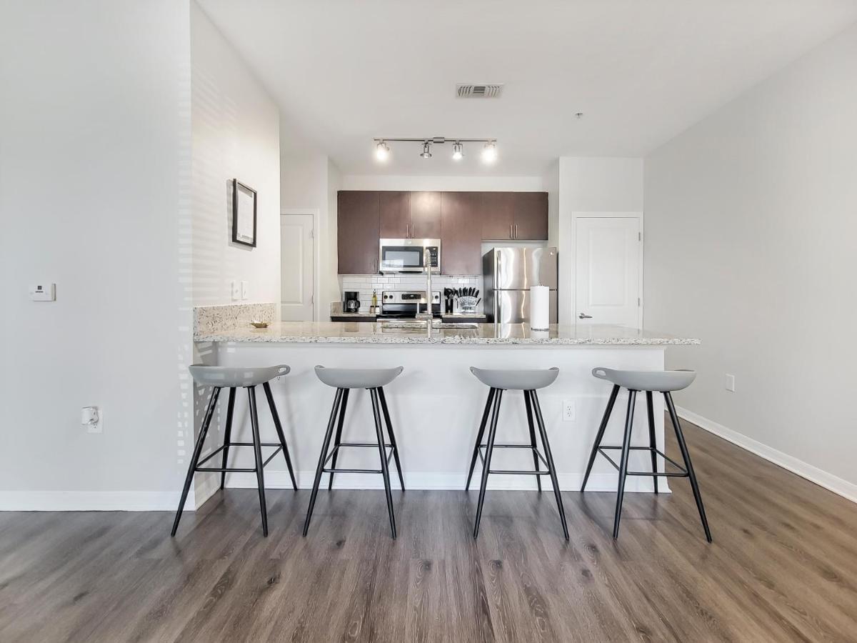 Getaway Apartment Near Beaches And Airport Tampa Buitenkant foto